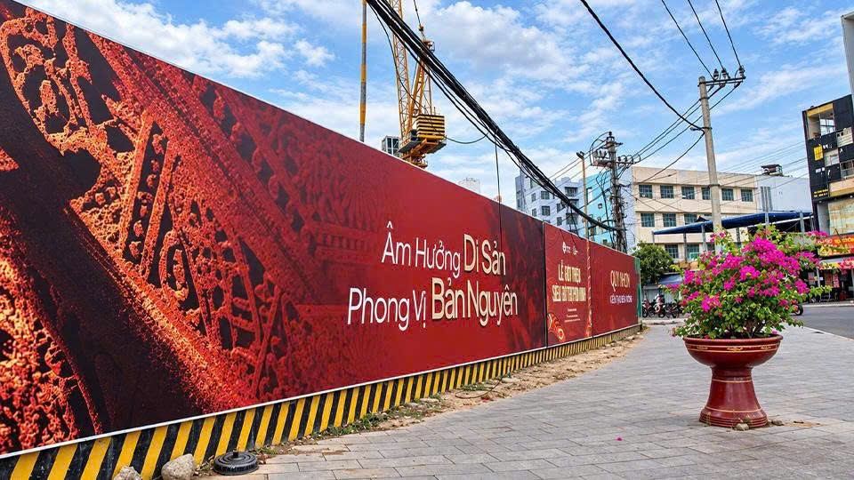 Hàng rào nhận diện “Âm hưởng di sản – Phong vị bản nguyên”